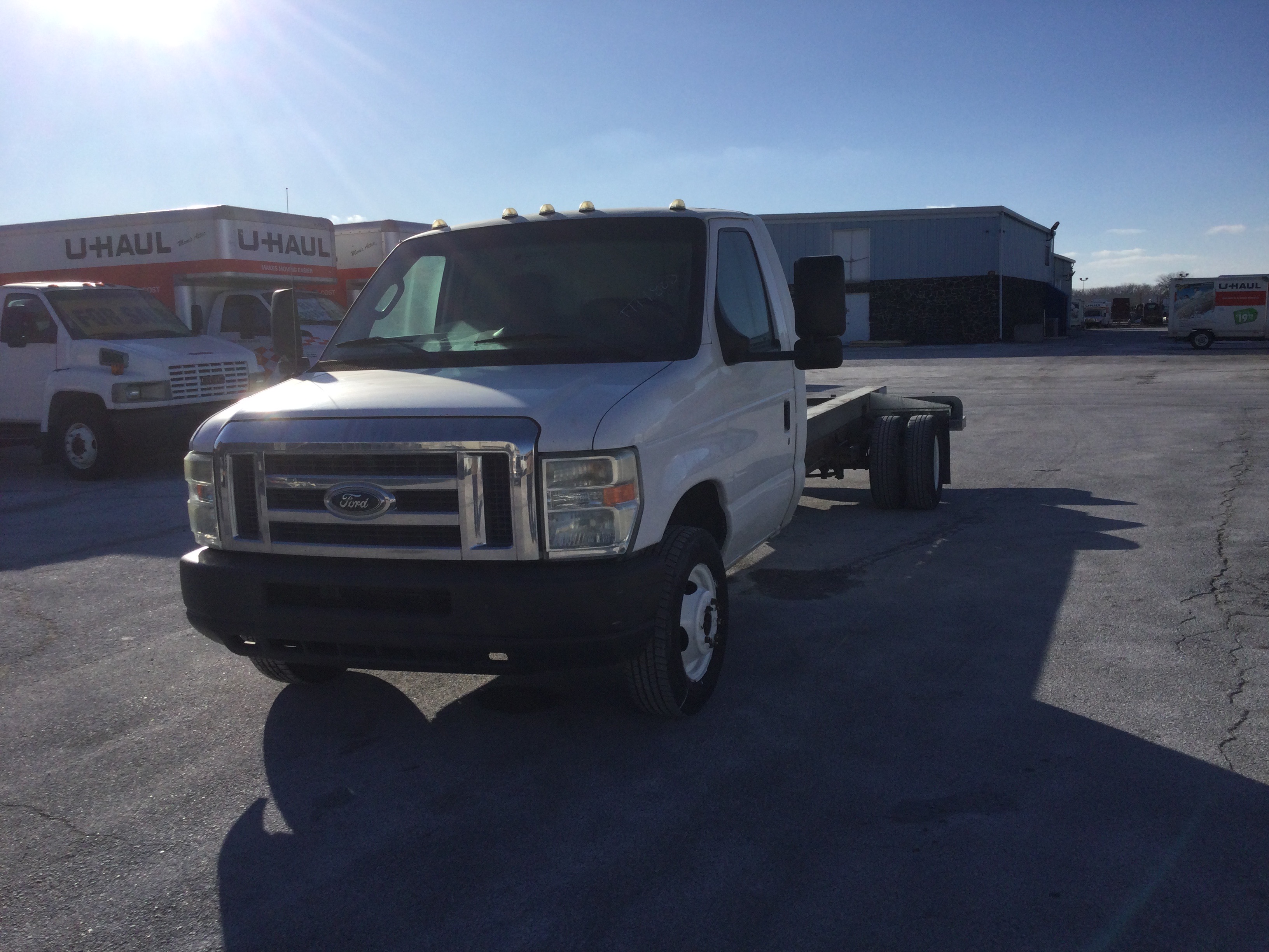 Used 2011 20 ' Cab and Chassis for sale