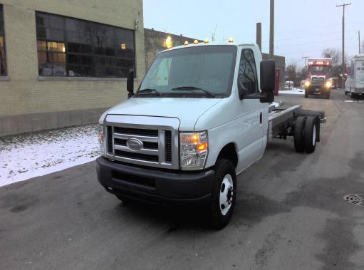 Used 2011 20 ' Cab and Chassis for sale