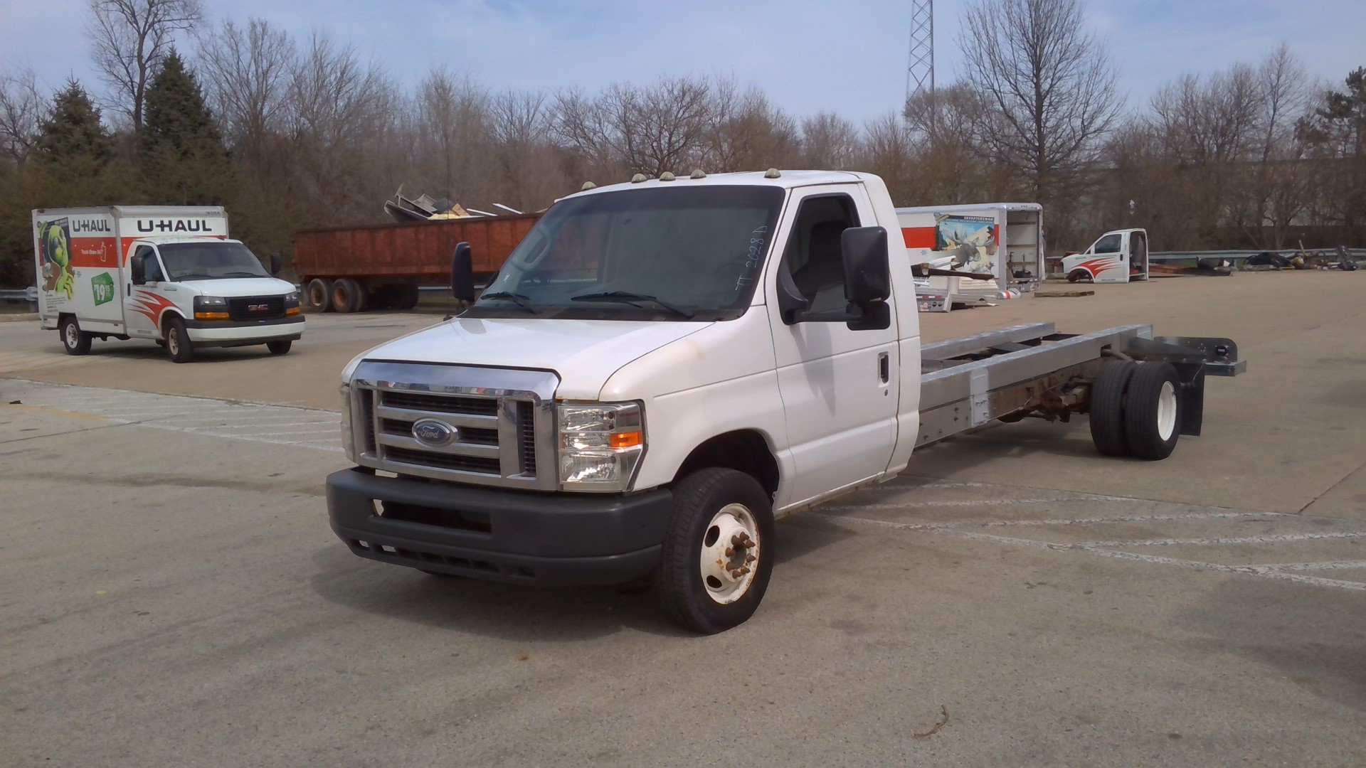 Used 2011 20 ' Cab and Chassis for sale