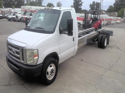 Used 2011 20 ' Cab and Chassis for sale