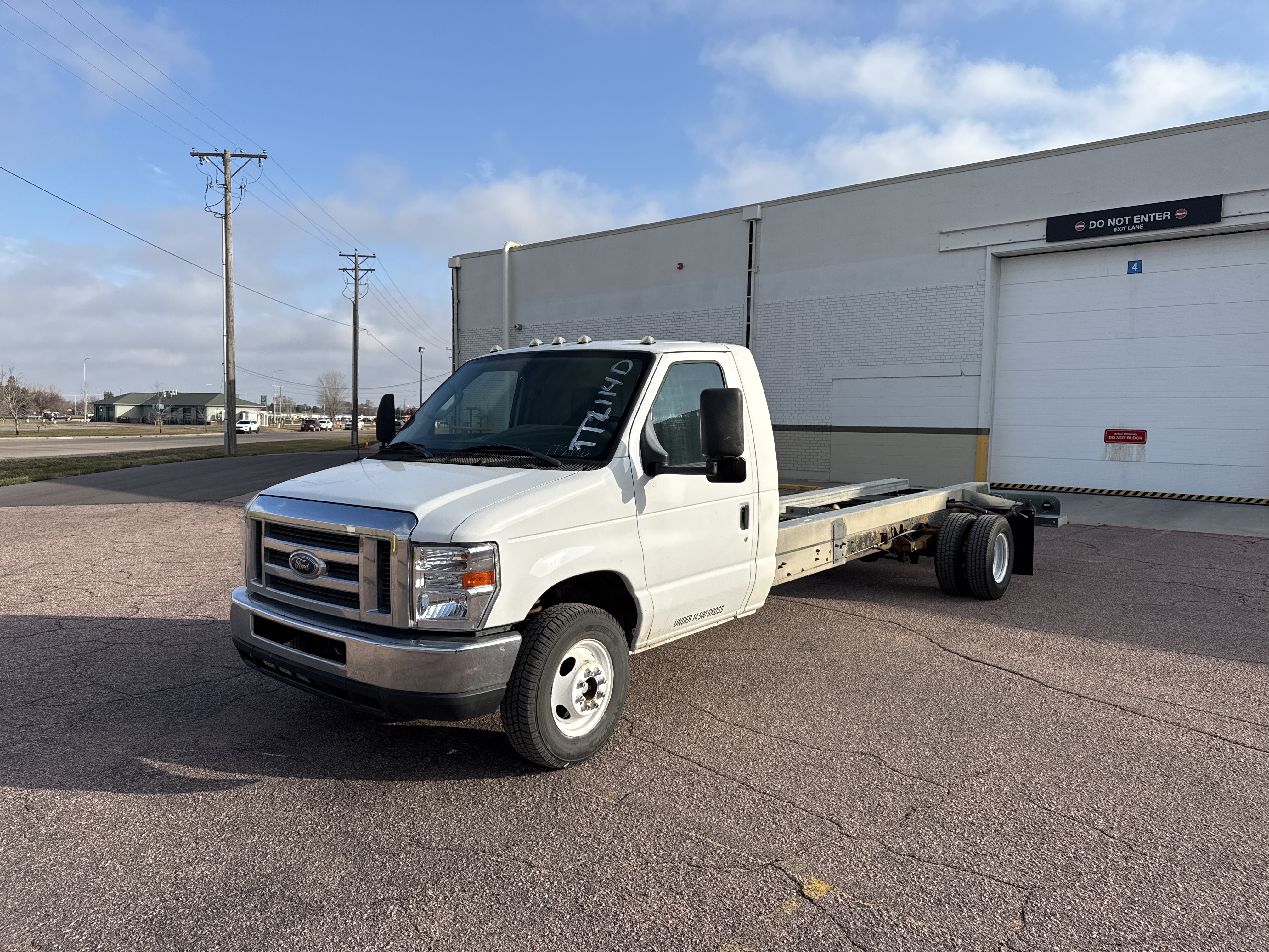 Used 2011 20 ' Cab and Chassis for sale