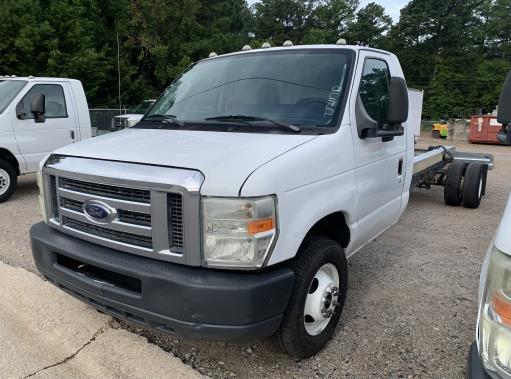 Used 2011 20 ' Cab and Chassis for sale
