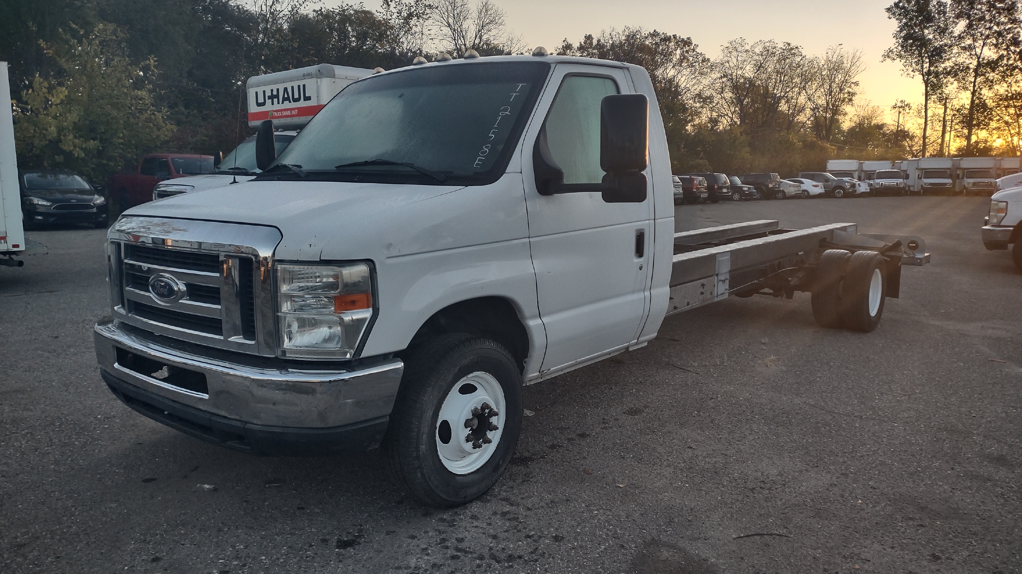 Used 2012 20 ' Cab and Chassis for sale