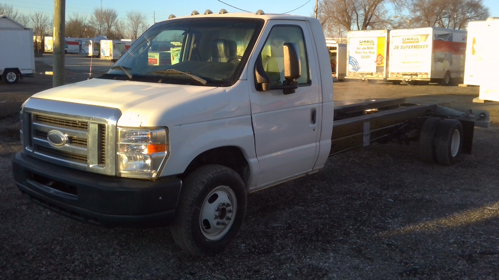 Used 2011 20 ' Cab and Chassis for sale