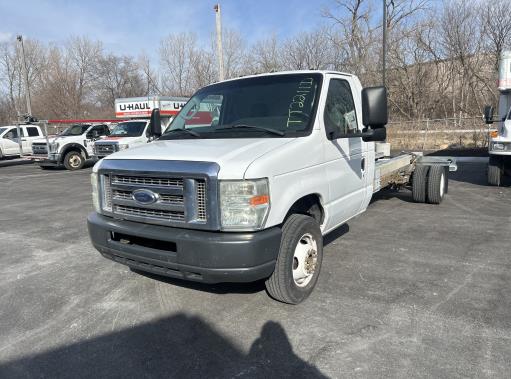 Used 2011 20 ' Cab and Chassis for sale