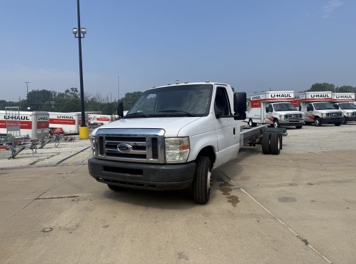 Used 2012 20 ' Cab and Chassis for sale