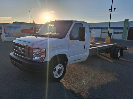 Used 2011 20 ' Cab and Chassis for sale