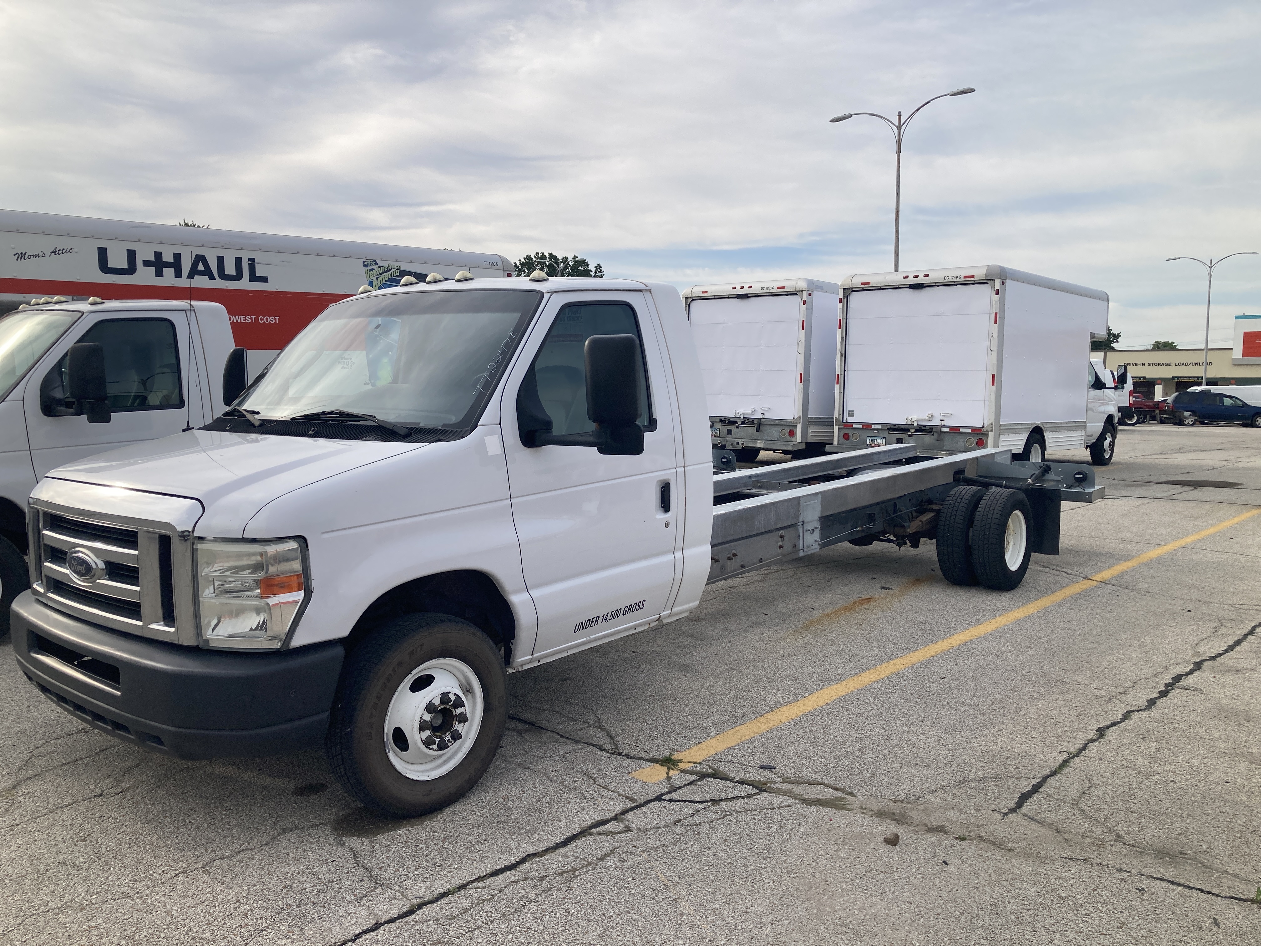 Used 2012 20 ' Cab and Chassis for sale
