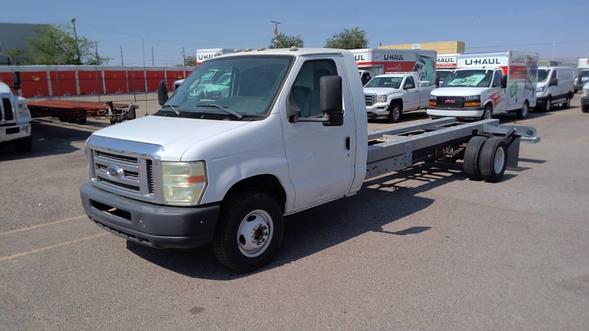 Used 2011 20 ' Cab and Chassis for sale