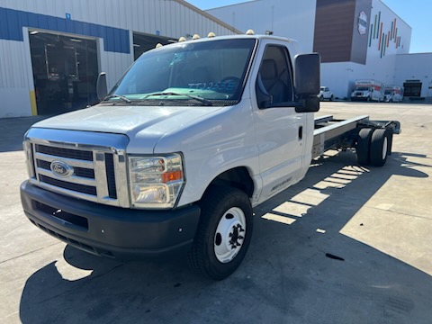 Used 2012 20 ' Cab and Chassis for sale