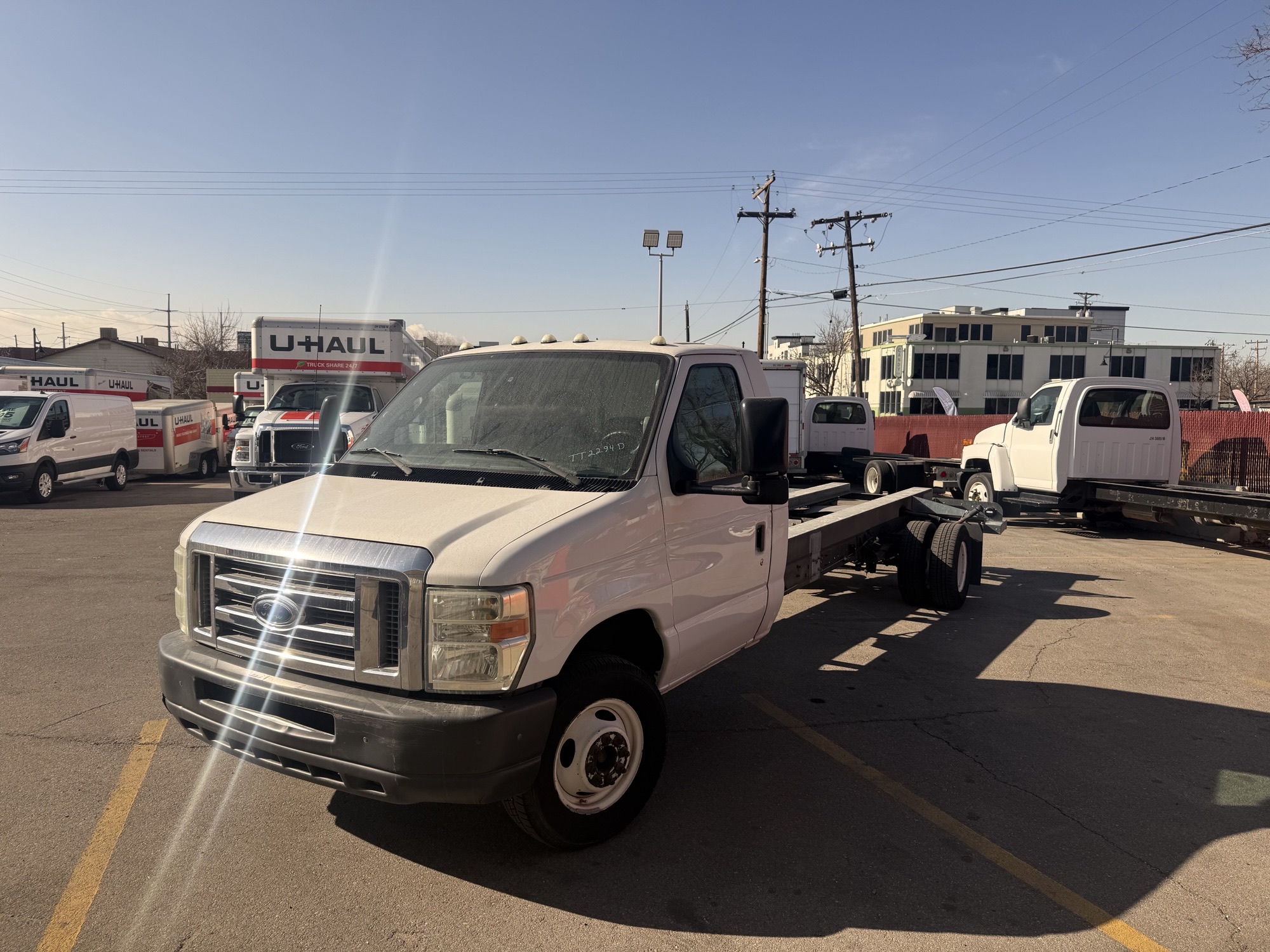 Used 2011 20 ' Cab and Chassis for sale