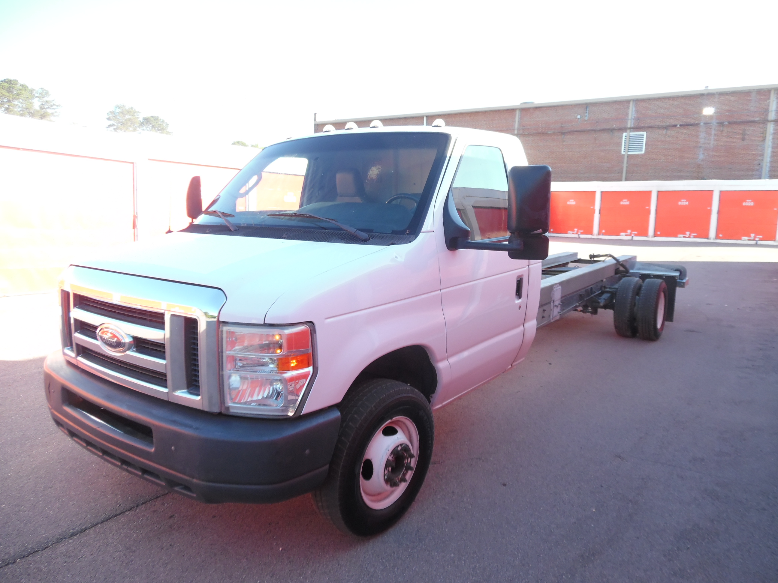 Used 2012 20 ' Cab and Chassis for sale