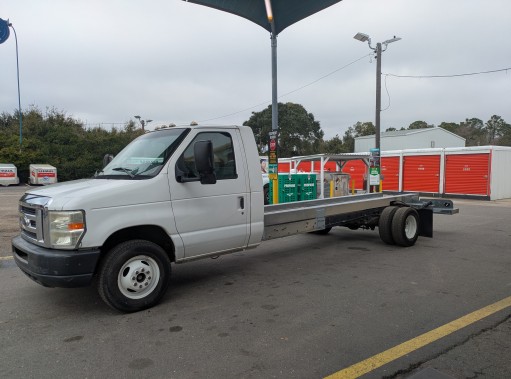 Used 2011 20 ' Cab and Chassis for sale