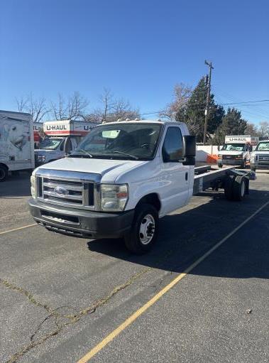 Used 2011 20 ' Cab and Chassis for sale