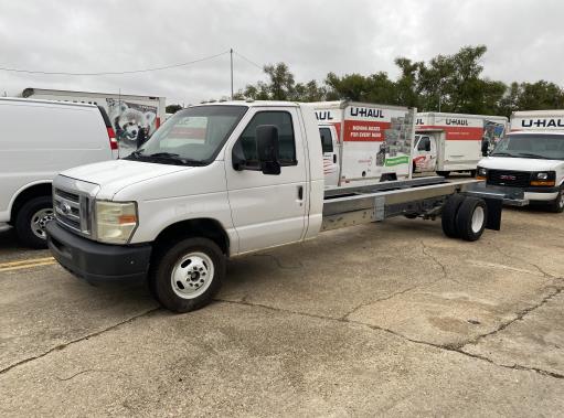 Used 2011 20 ' Cab and Chassis for sale