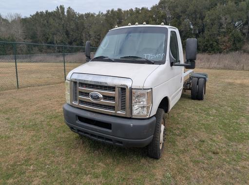 Used 2011 20 ' Cab and Chassis for sale