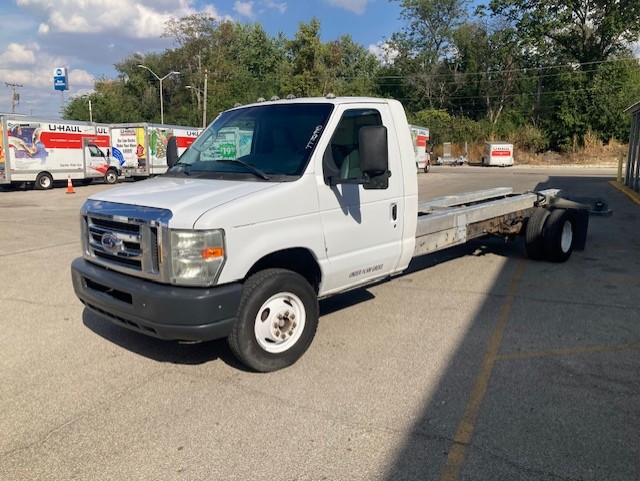 Used 2011 20 ' Cab and Chassis for sale