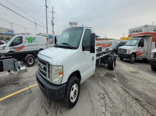 Used 2011 20 ' Cab and Chassis for sale