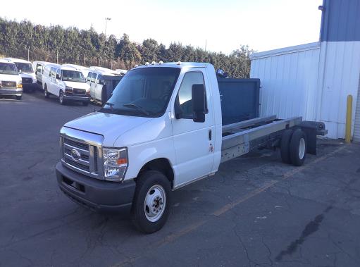 Used 2011 20 ' Cab and Chassis for sale