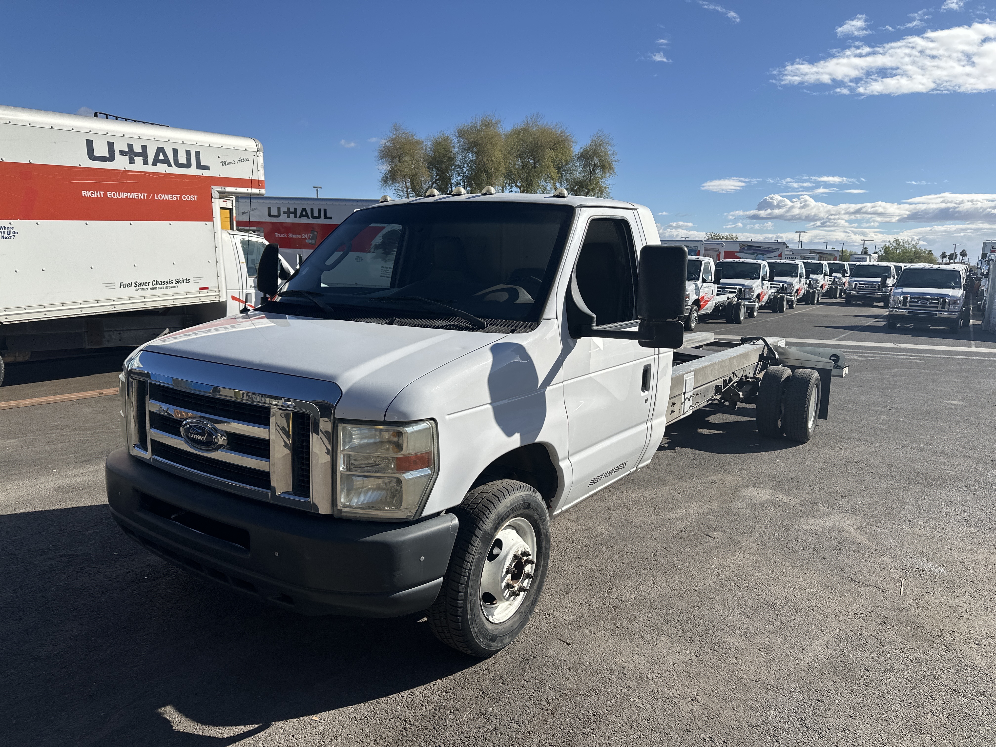 Used 2011 20 ' Cab and Chassis for sale