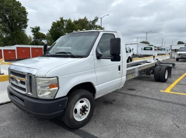 Used 2011 20 ' Cab and Chassis for sale