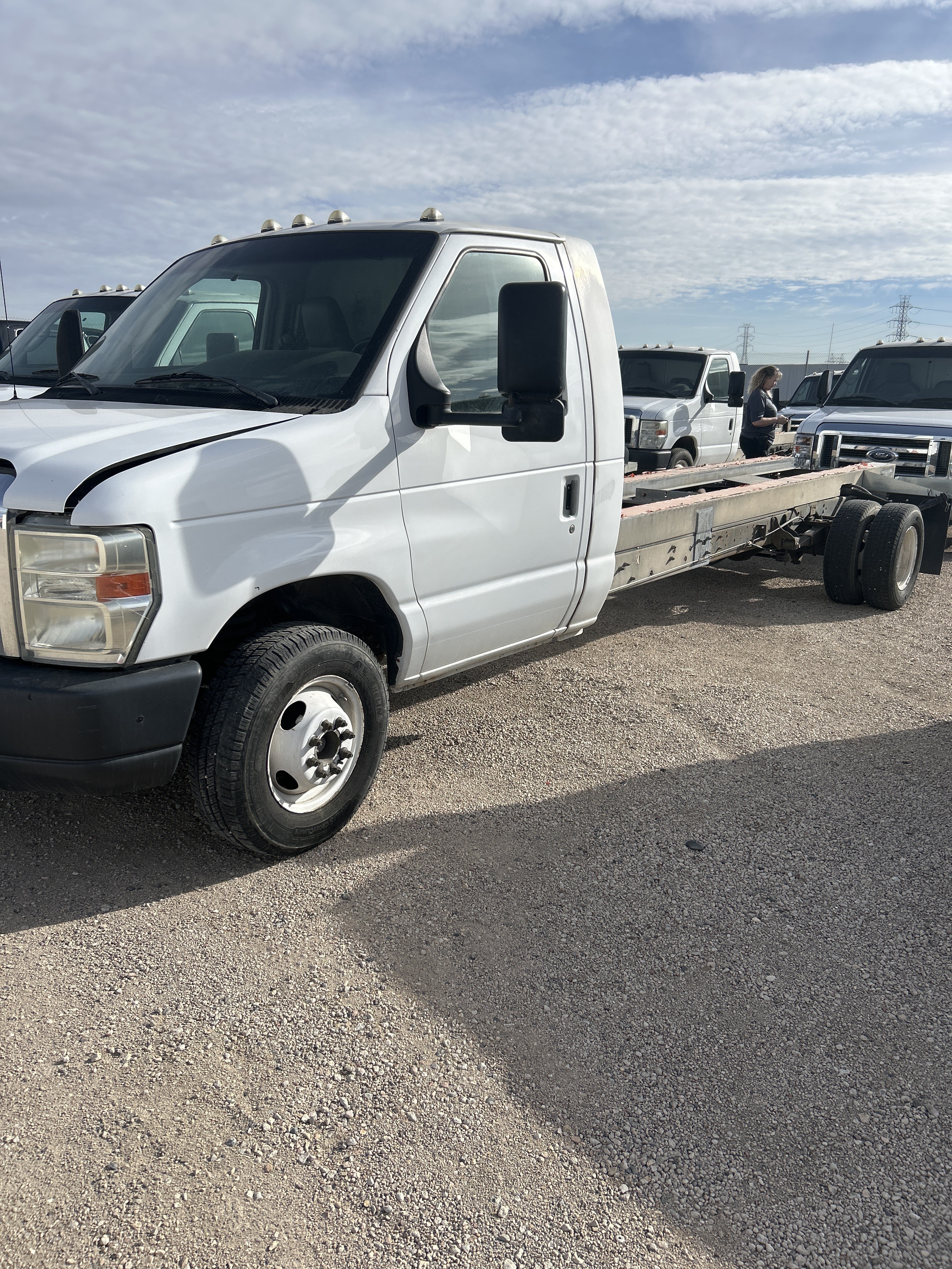 Used 2011 20 ' Cab and Chassis for sale