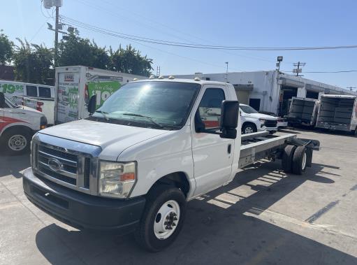 Used 2011 20 ' Cab and Chassis for sale