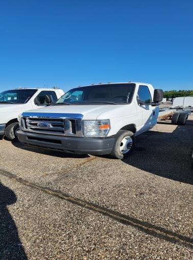 Used 2011 20 ' Cab and Chassis for sale