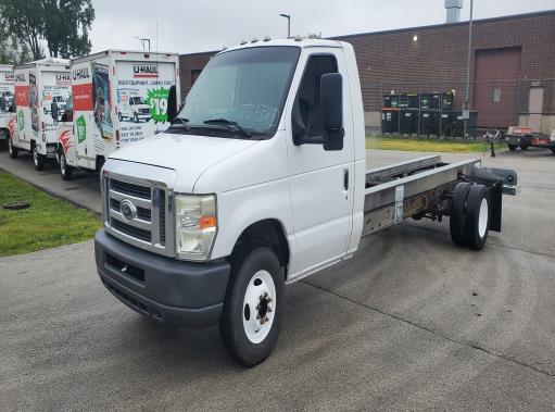Used 2011 20 ' Cab and Chassis for sale