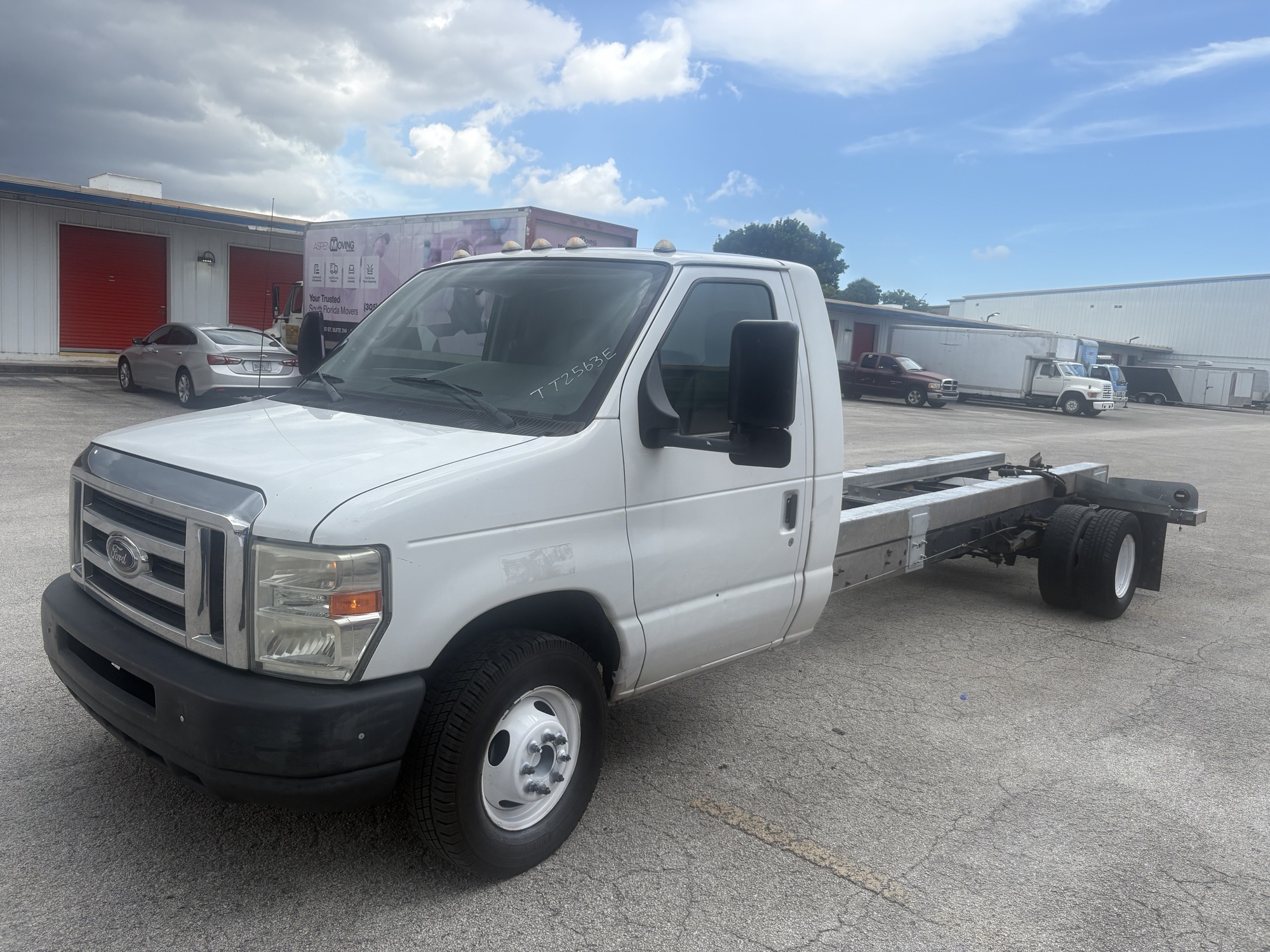 Used 2012 20 ' Cab and Chassis for sale