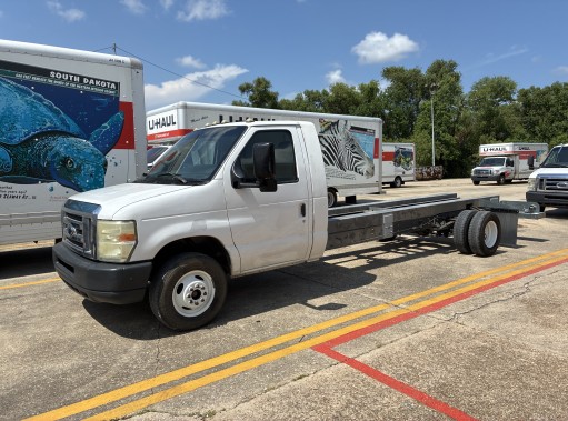 Used 2011 20 ' Cab and Chassis for sale