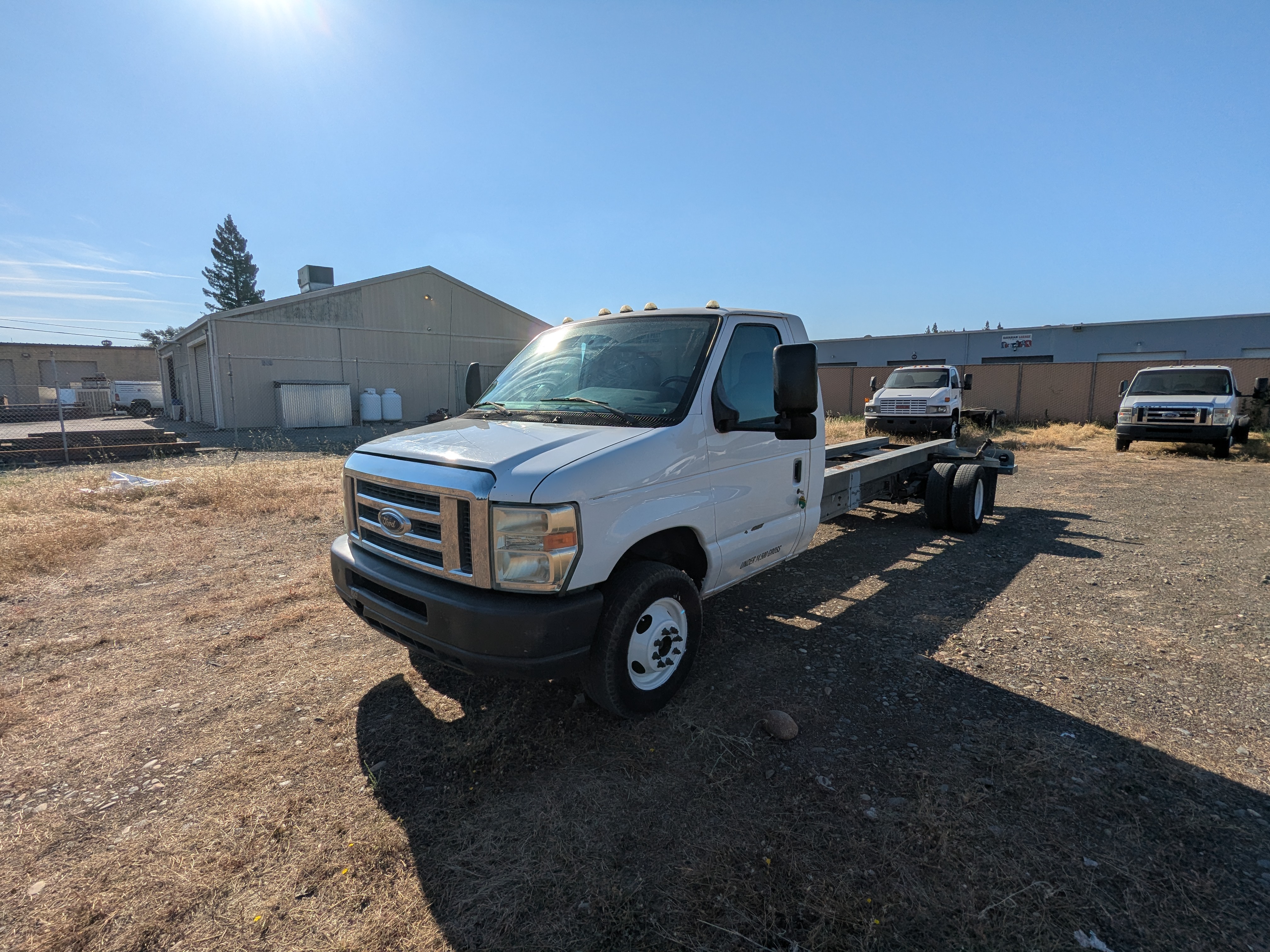 Used 2011 20 ' Cab and Chassis for sale
