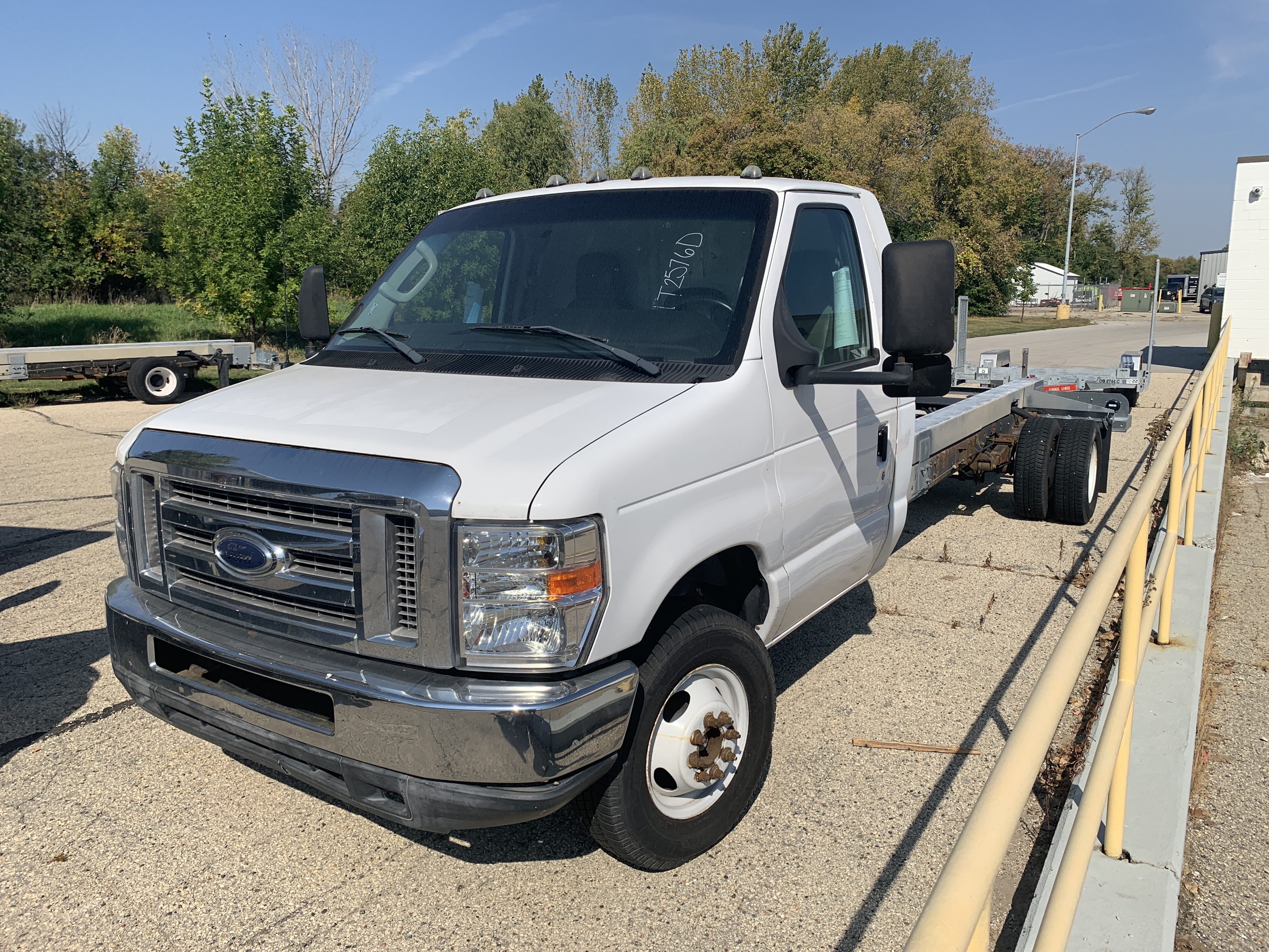 Used 2011 20 ' Cab and Chassis for sale