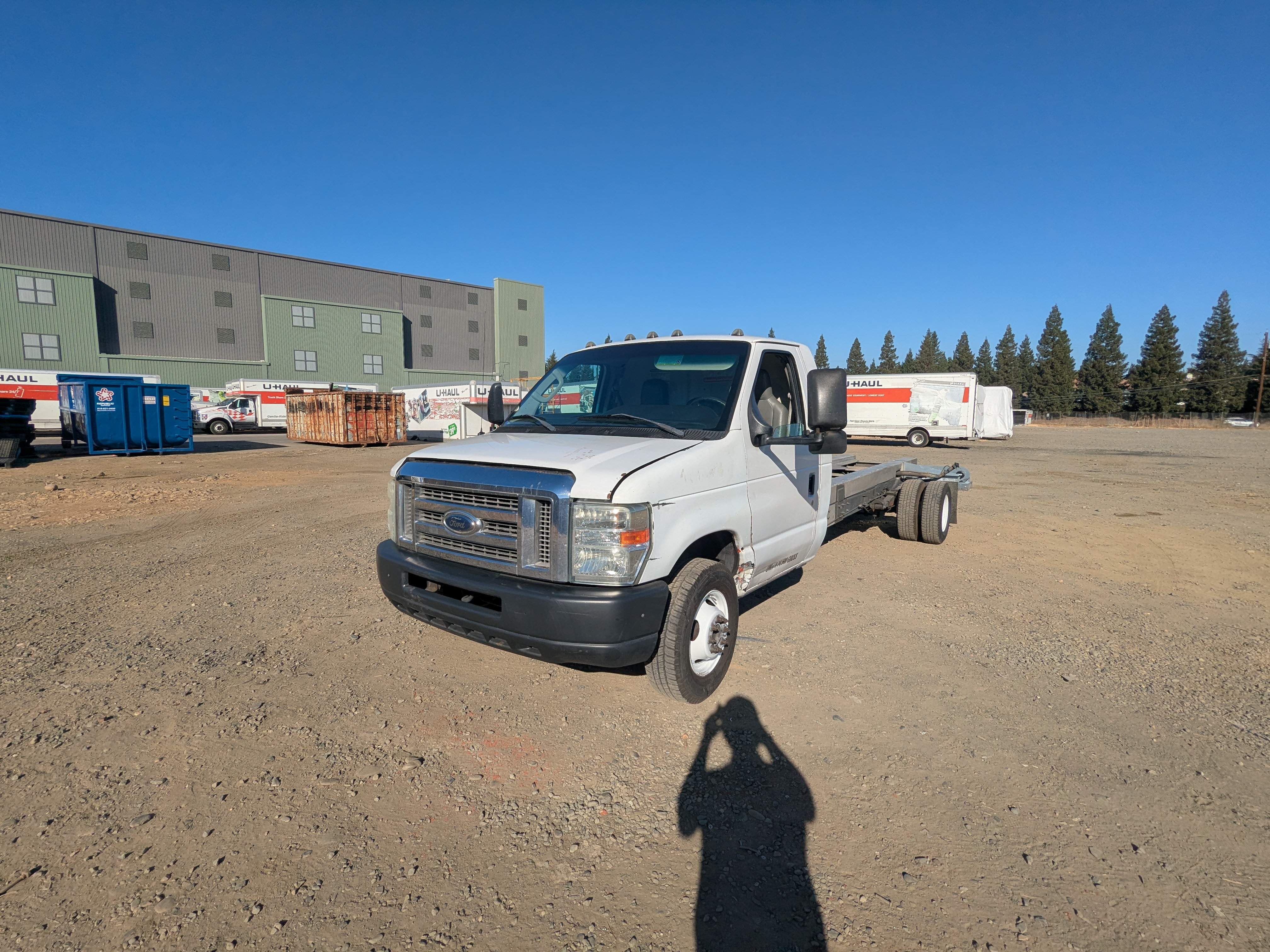 Used 2011 20 ' Cab and Chassis for sale