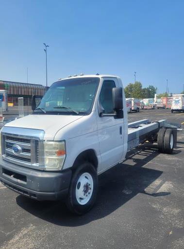 Used 2011 20 ' Cab and Chassis for sale