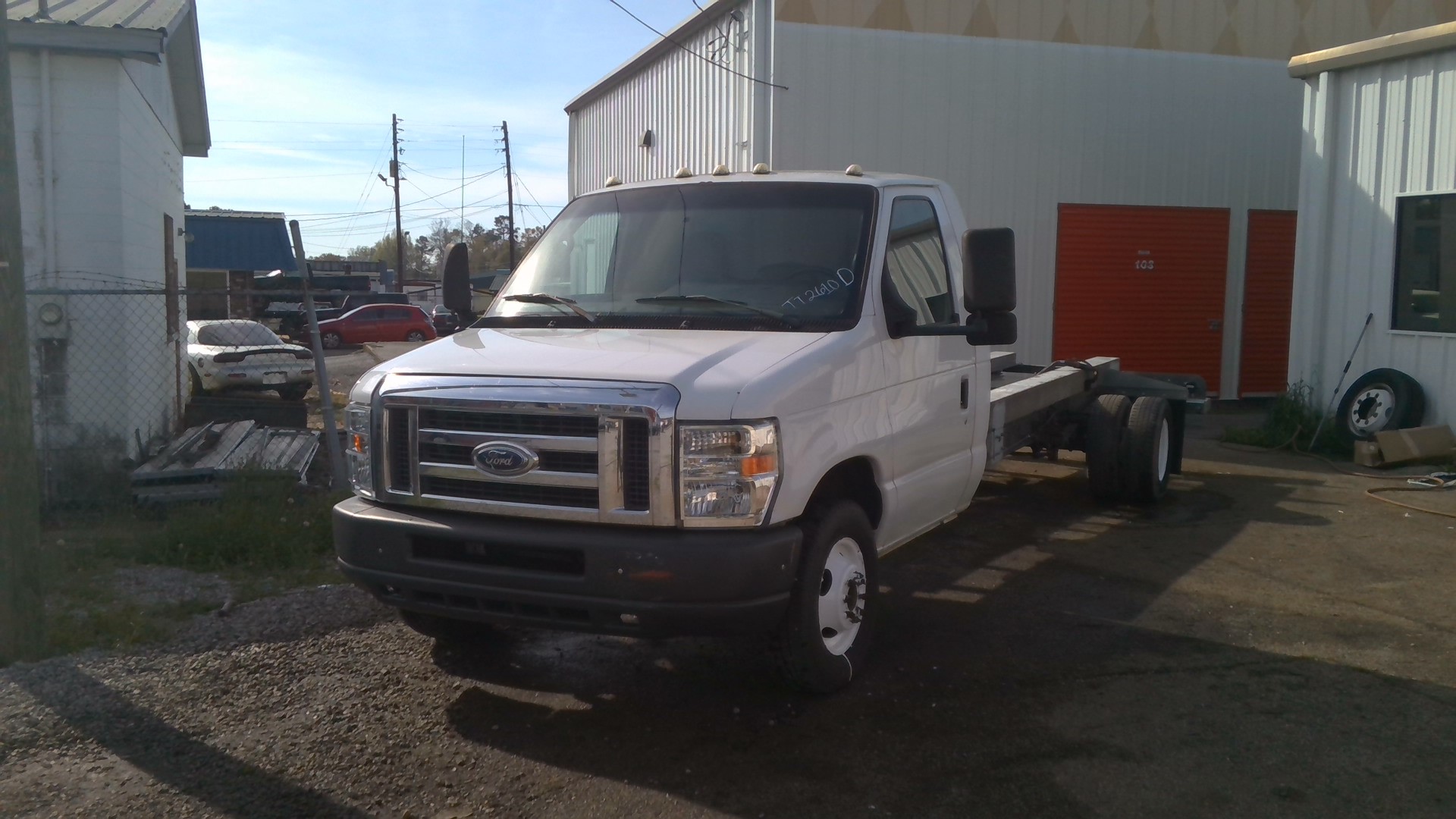 Used 2011 20 ' Cab and Chassis for sale