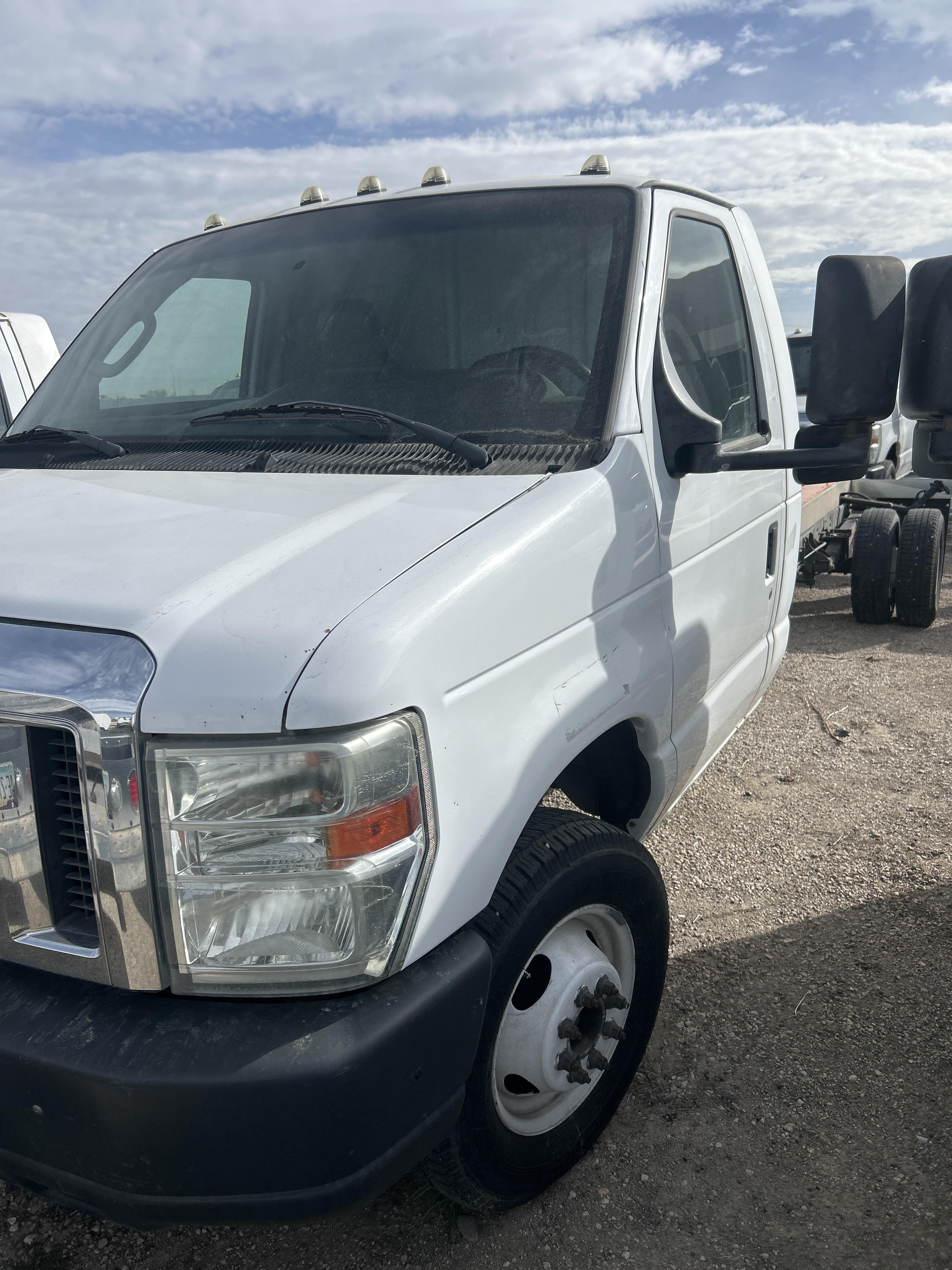 Used 2012 20 ' Cab and Chassis for sale