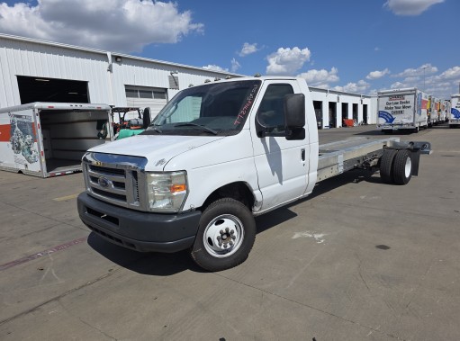 Used 2012 20 ' Cab and Chassis for sale