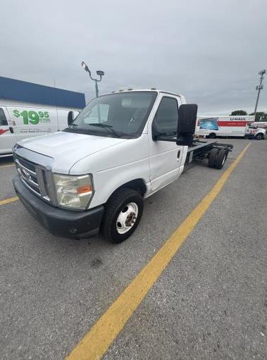 Used 2011 20 ' Cab and Chassis for sale