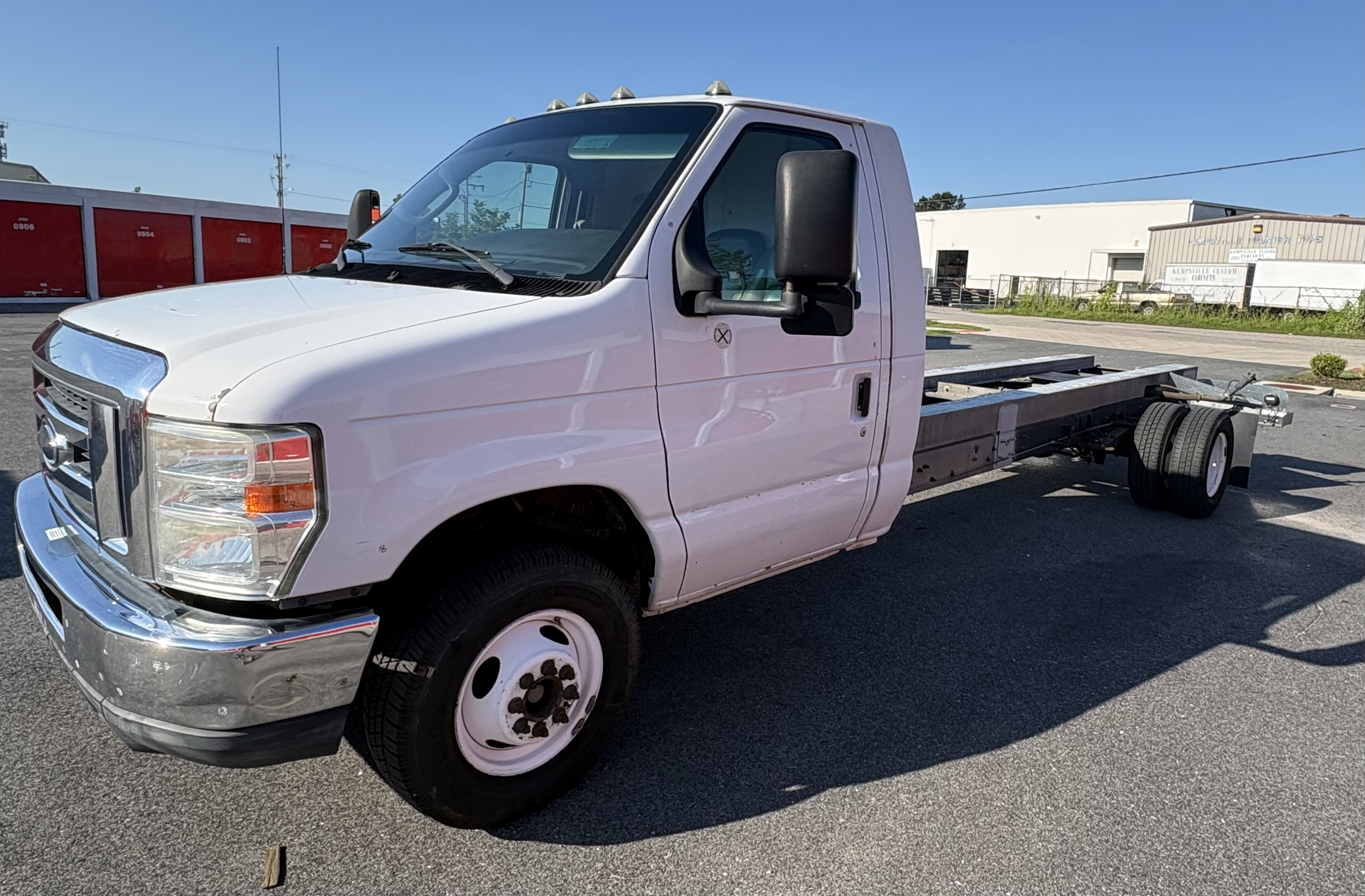 Used 2012 20 ' Cab and Chassis for sale