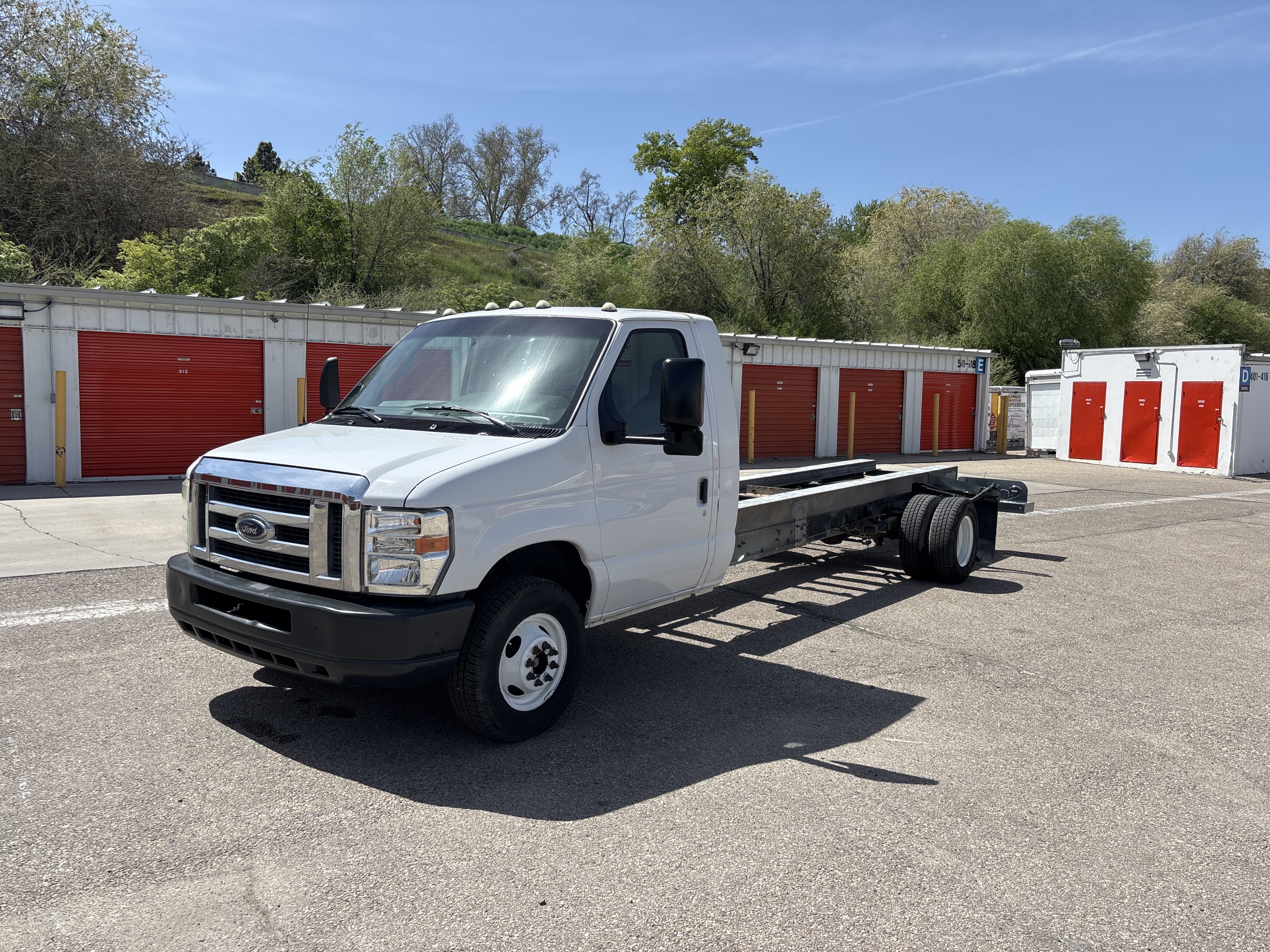 Used 2011 20 ' Cab and Chassis for sale