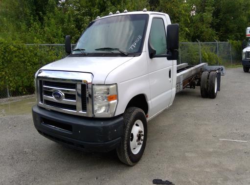 Used 2011 20 ' Cab and Chassis for sale