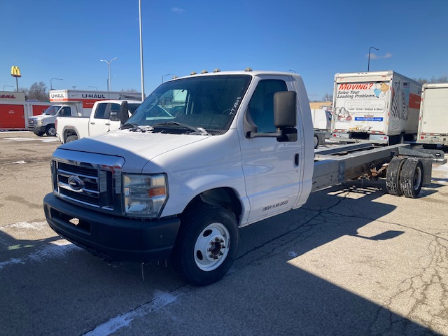 Used 2011 20 ' Cab and Chassis for sale