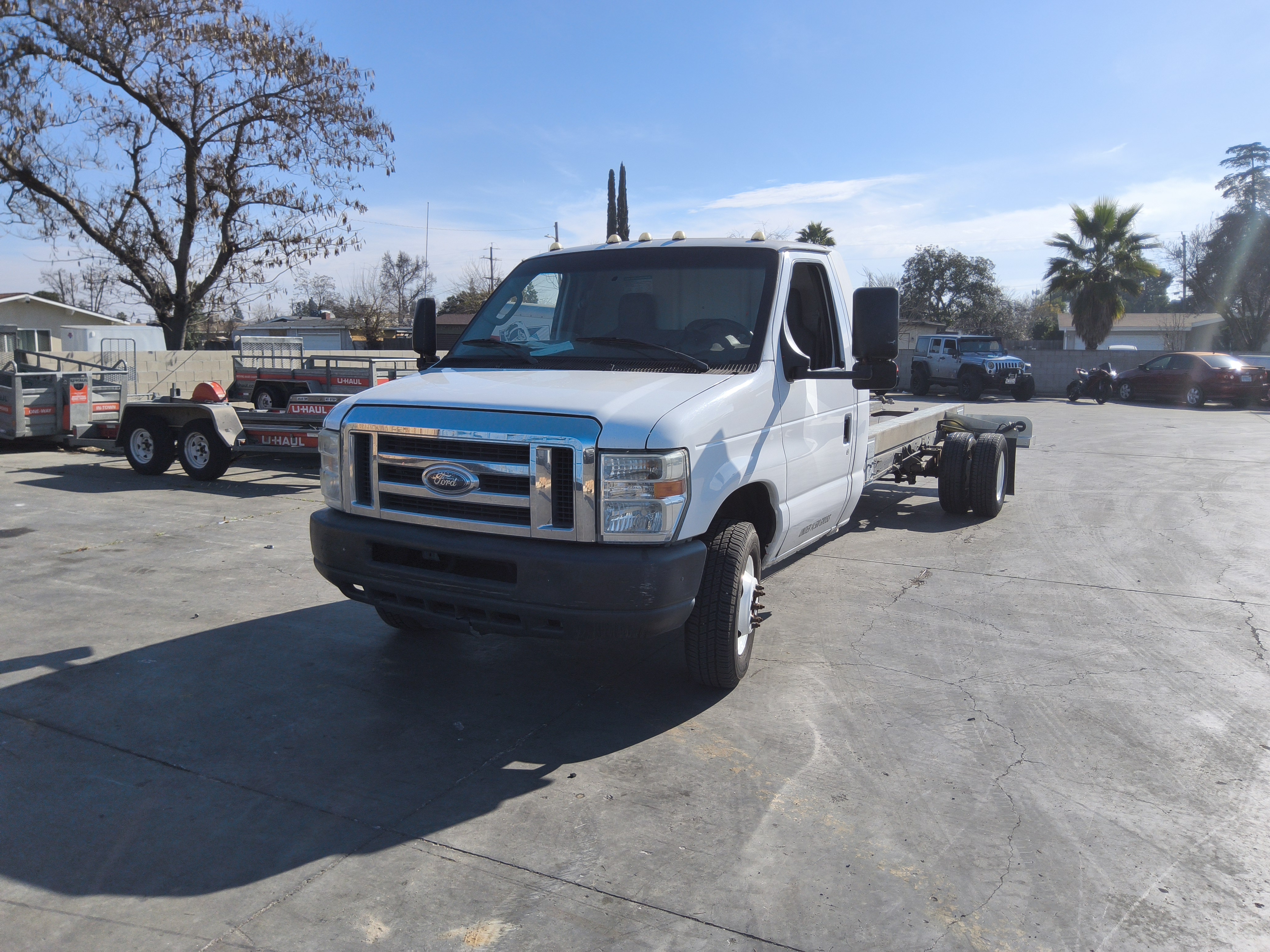 Used 2012 20 ' Cab and Chassis for sale