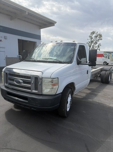 Used 2011 20 ' Cab and Chassis for sale