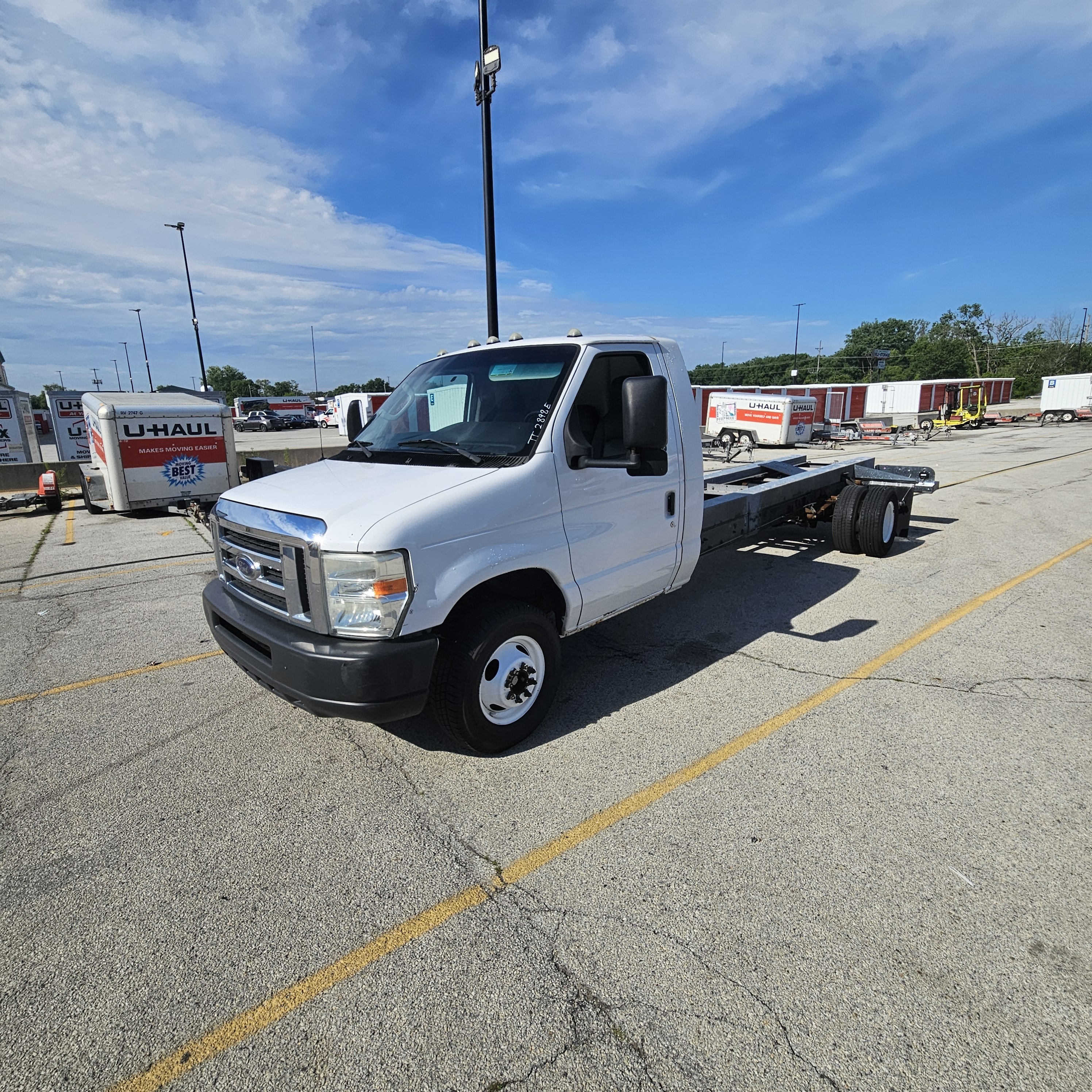 Used 2012 20 ' Cab and Chassis for sale
