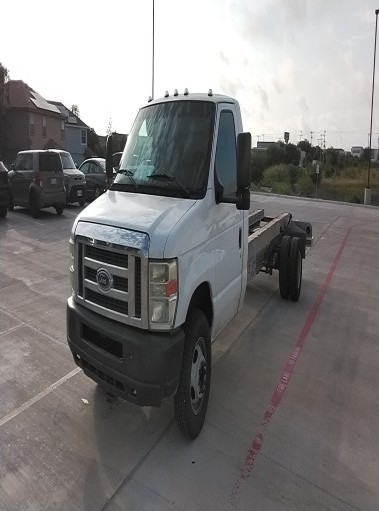 Used 2012 20 ' Cab and Chassis for sale