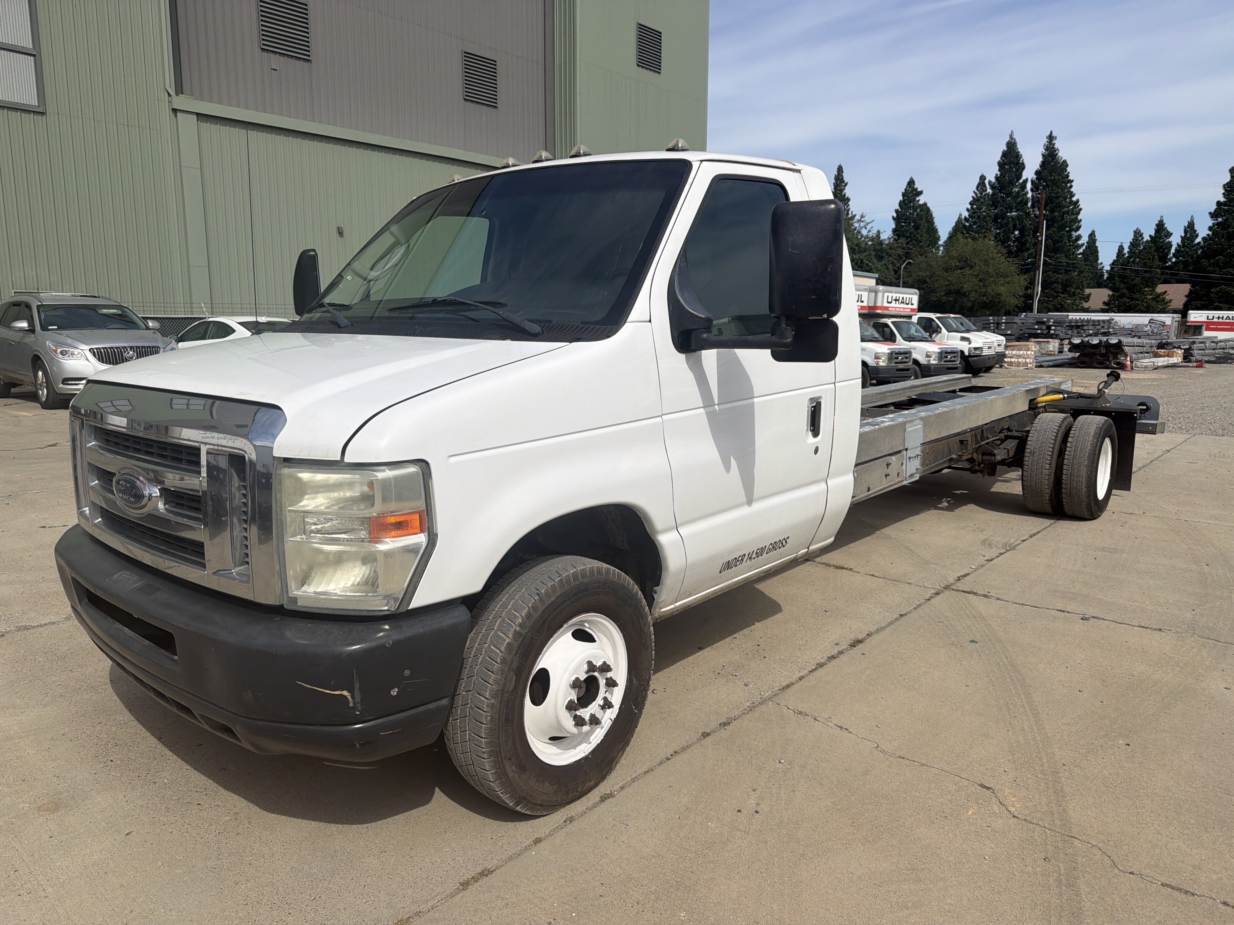 Used 2011 20 ' Cab and Chassis for sale