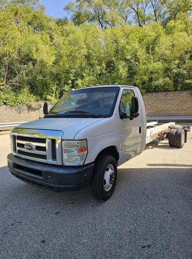 Used 2011 20 ' Cab and Chassis for sale