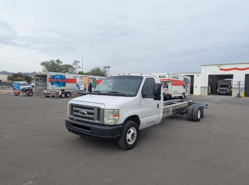 Used 2011 20 ' Cab and Chassis for sale